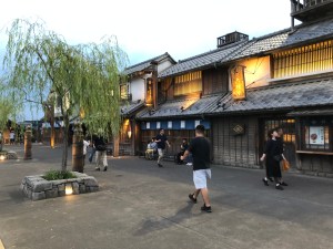 80F960E4-A3A5-4DFF-BCDF-E0CAB9C84C56